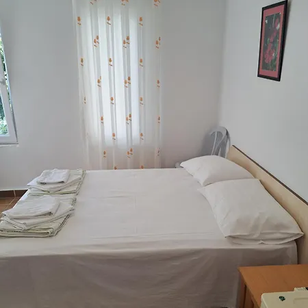 Martili Lara Szálloda