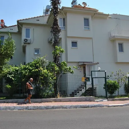 Martili Lara Homestay Antalya